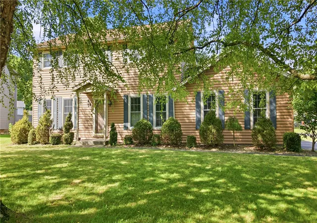 1st image of 1720 Susan Ct, Hermitage, PA 16148 | MLS# 1758822