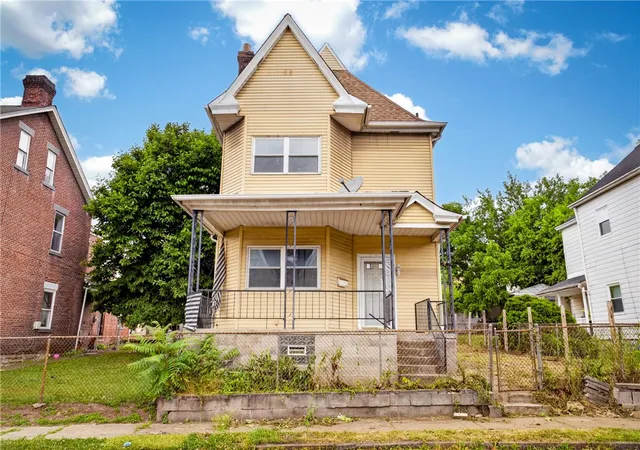 Photo 1 of Single family home for sale at 906 1st Street, Mc Kees Rocks, PA 15136 | MLS# 1759629 | Listing updated on 2026-08-01