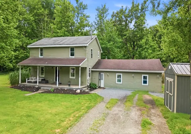 Homes for sale in Shenango, PA | 4313 Mapleton St, Shenango, PA 16134 | MLS# 1759621