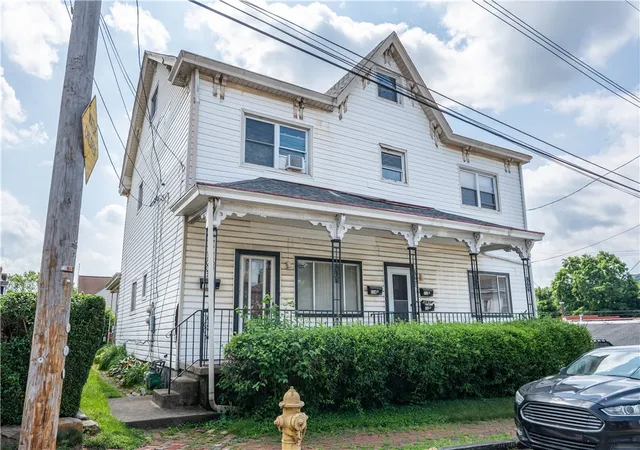 Photo 2 of Multi family home for sale at 114 22nd St, Sharpsburg, PA 15215 | MLS# 1759467 | Listing updated on 2026-09-22