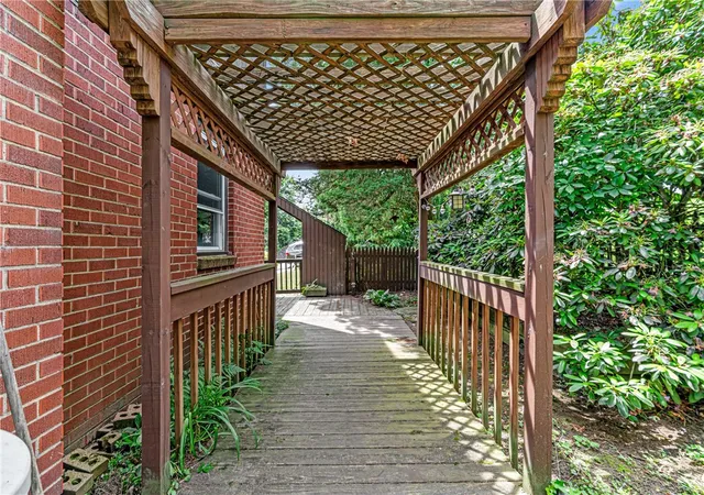 Photo 3 of Single family home for sale at 330 Klamath Dr, Pittsburgh, PA 15205 | MLS# 1759302 | Listing updated on 2026-07-05