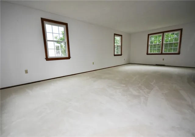 5th image of 1733 Hathaway Ln, Upper St Clair, PA 15241 | MLS# 1759140