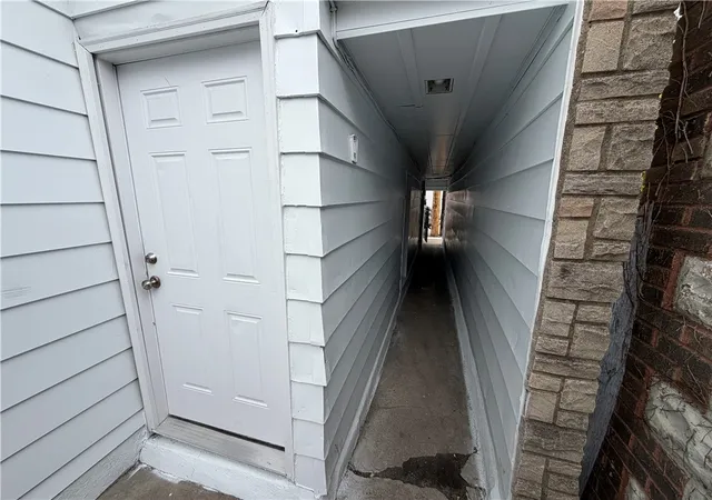 2nd image of 98 S 15th St, South Side, PA 15203 | MLS# 1759278