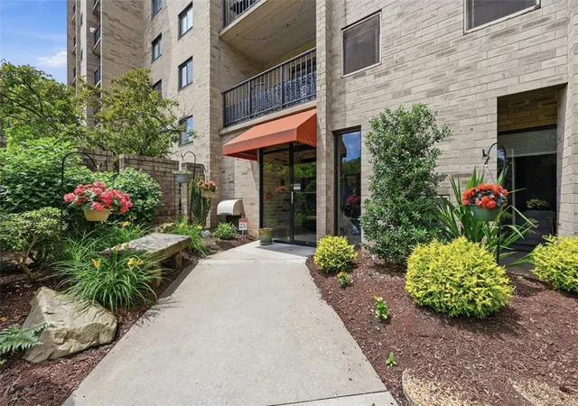 2nd image of 1400 Smokey Wood Dr, Swissvale, PA 15218