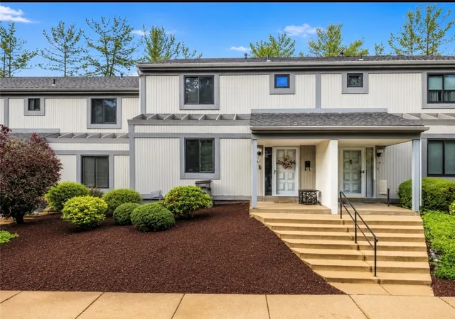 1st image of 1561 Pinehurst, Upper St Clair, PA 15241 | MLS# 1759718