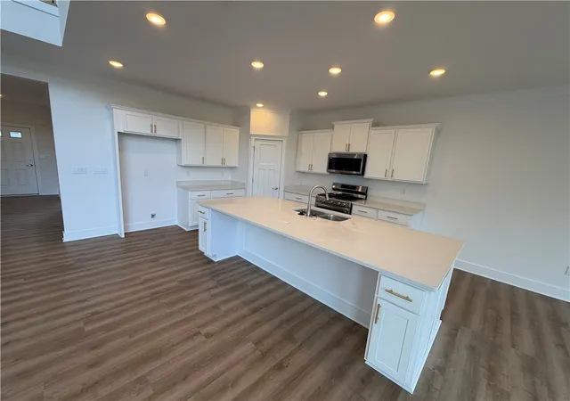 Photo 3 of Sale Pending at 2008 Fld Stone Dr, Mc Donald, PA 15057 | MLS# 1759749 | Listing updated on 2026-07-05