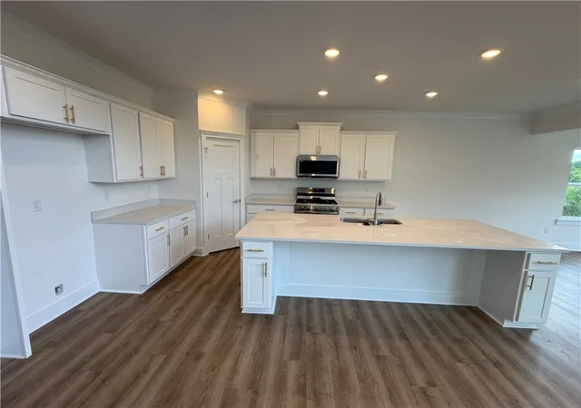 Photo 4 of Sale Pending at 2008 Fld Stone Dr, Mc Donald, PA 15057 | MLS# 1759749 | Listing updated on 2026-07-05