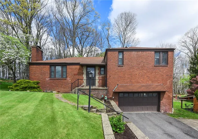 Homes for sale in South Park, PA | 131 Sylvania Dr, South Park, PA 15236 | MLS# 1759752