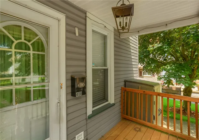 4th image of 408 N Vine St, New Castle, PA 16101 | MLS# 1759782