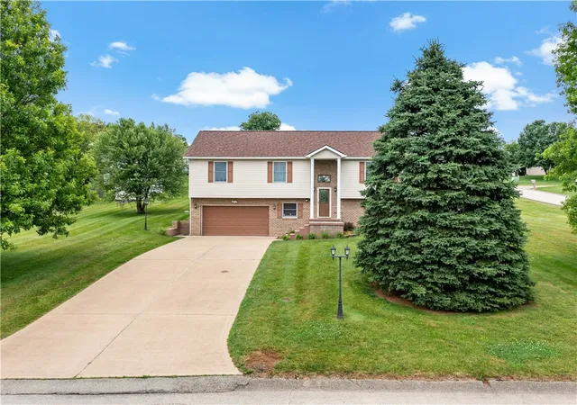 Homes for sale in South Union Twp, PA | 103 Long Ridge Ln, South Union Twp, PA 15401 | MLS# 1759777
