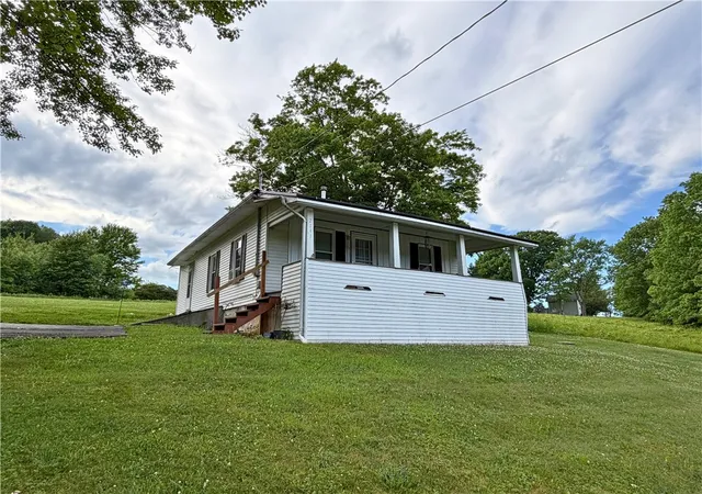 Single family home for sale at 2141 Clintonville Rd, Harrisville, PA 16038 | MLS# 1759550