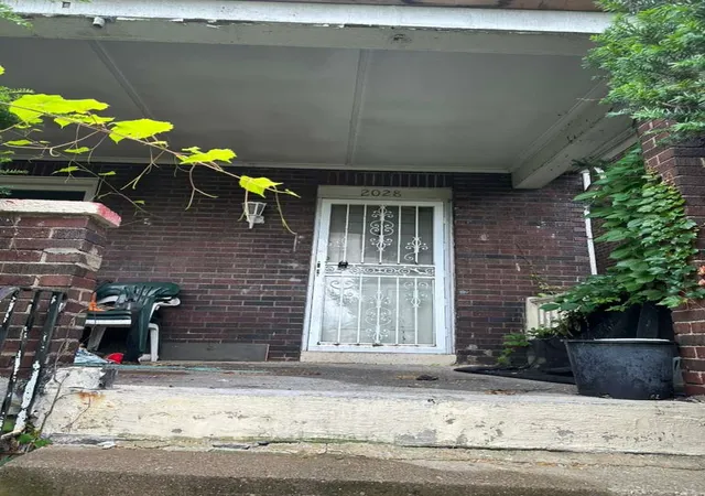 Homes for sale in Wilkinsburg, PA | 2028 Chalfant St, Wilkinsburg, PA 15221 | MLS# 1759819