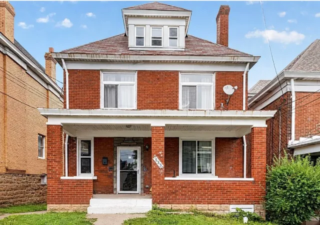 Photo 1 of Single family home for sale at 533 Bellaire Ave, Brookline, PA 15226 | MLS# 1759821 | Listing updated on 2026-07-31