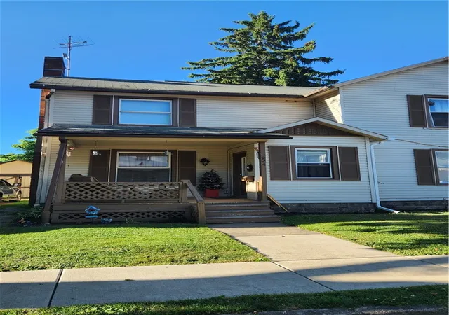 3rd image of 224 Clinton St, Greenville, PA 16125 | MLS# 1759801