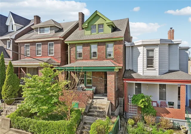 Homes for sale in Lawrenceville, PA | 318 42nd St, Lawrenceville, PA 15201 | MLS# 1759818