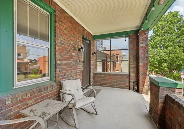 Homes for sale in Lawrenceville, PA | 318 42Nd St, Lawrenceville, PA 15201 | MLS# 1759818