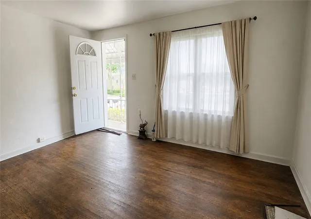 3rd image of 1118 Woodbine St, Pittsburgh, PA 15201 | MLS# 1759143
