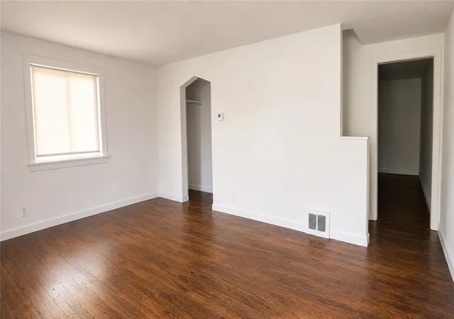 4th image of 1118 Woodbine St, Pittsburgh, PA 15201 | MLS# 1759143
