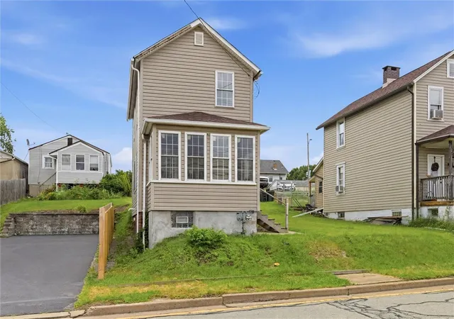 Homes for sale in Harrison Twp, PA | 2212 Freeport Road, Harrison Twp, PA 15065 | MLS# 1759889