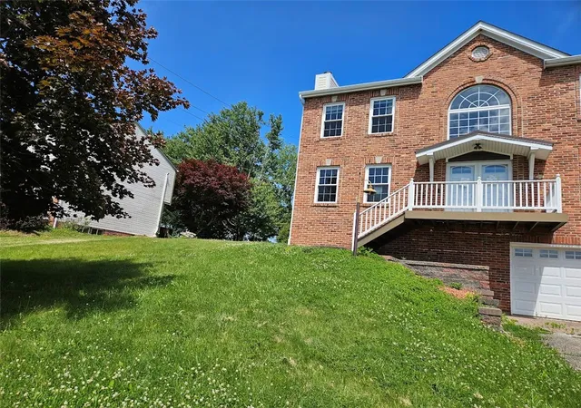 2nd image of 182 Markwood Dr, Cecil, PA 15317 | MLS# 1759912