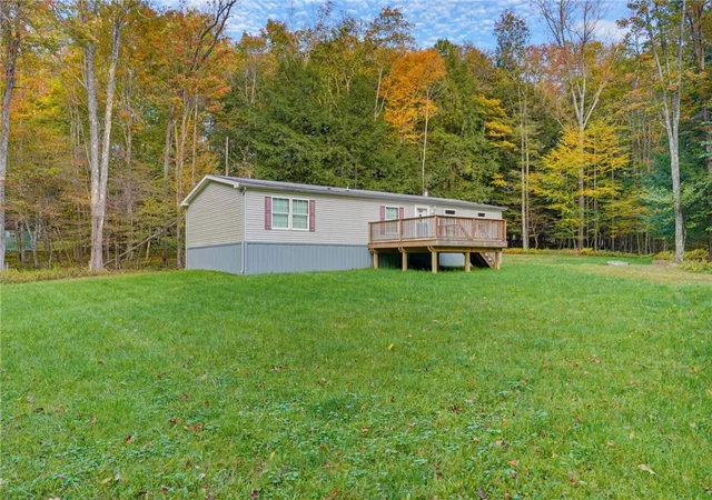 Photo 2 of Manufactured home for sale at 132 Hemlock Ln, Rochester Mills, PA 15771 | MLS# 1759800 | Listing updated on 2026-10-02