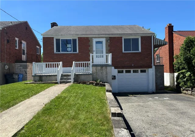 Homes for sale in Scott Twp, PA | 116 Knox St, Scott Twp, PA 15017 | MLS# 1759886