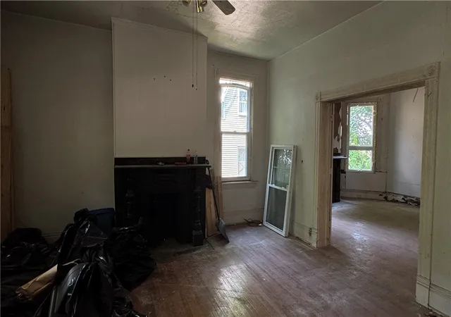 Listing Photo 4 - Condo for sale in building located at 134 Meade Ave, Bellevue, PA 15202