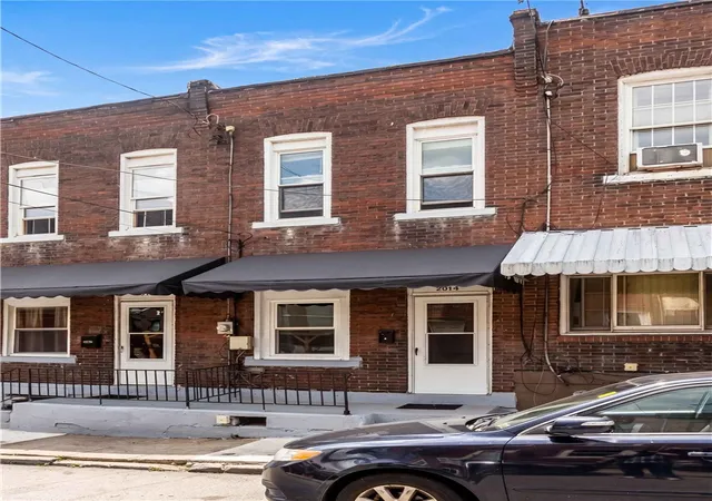 Homes for sale in Downtown Pgh, PA | 2014 Tustin St, Downtown Pgh, PA 15219 | MLS# 1759948