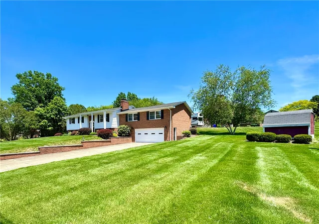 Homes for sale in Neshannock Twp, PA | 611 W Englewood Ave, Neshannock Twp, PA 16105 | MLS# 1759807
