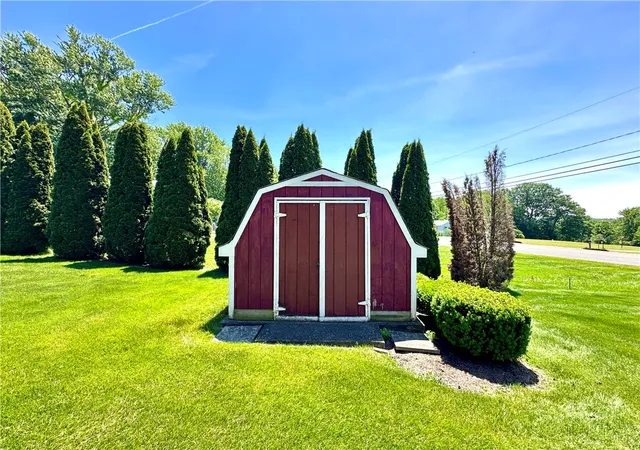 Homes for sale in Neshannock Twp, PA | 611 W Englewood Ave, Neshannock Twp, PA 16105 | MLS# 1759807