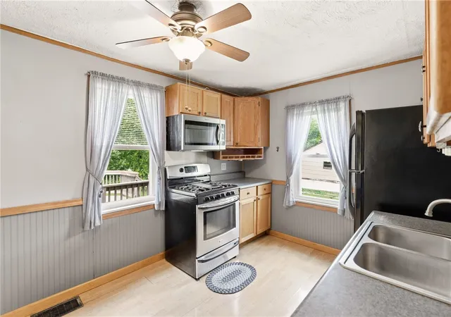 Homes for sale in Shade Twp, PA | 111 Center St, Shade Twp, PA 15563 | MLS# 1759953