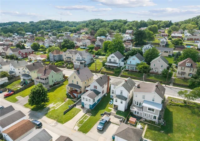 30th image of 212 S 4th Street, Youngwood, PA 15697 | MLS# 1759987
