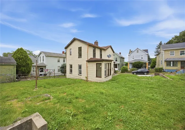 Homes for sale in Mc Keesport, PA | 2906 Chester St, Mc Keesport, PA 15132 | MLS# 1759990