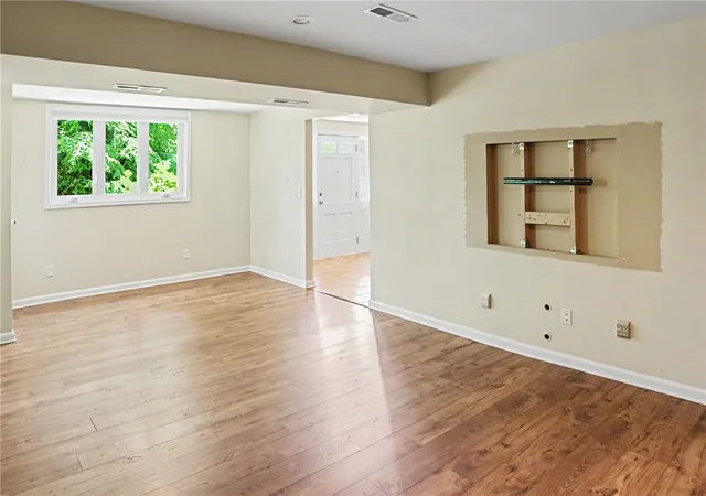 4th image of 4109 Bakerstown Culmerville Rd, Gibsonia, PA 15044 | MLS# 1760017