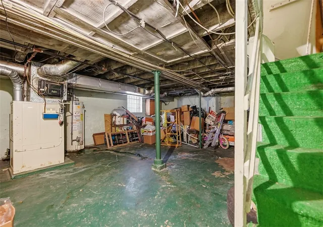Homes for sale in Brentwood, PA | 2822 Brentwood Ave, Brentwood, PA 15227 | MLS# 1757722