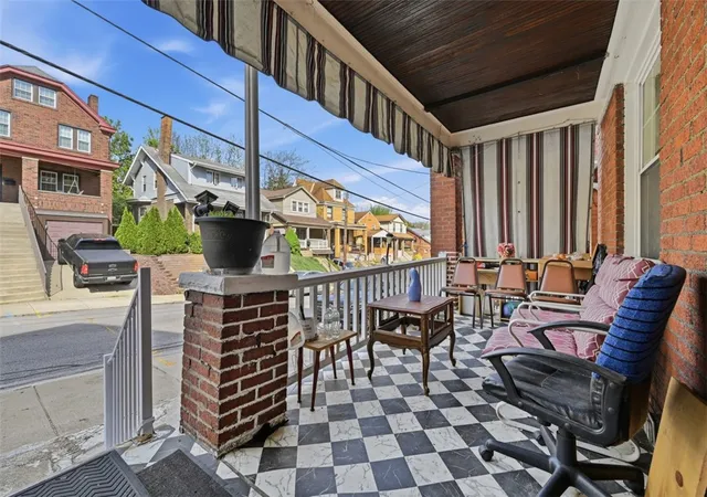 Homes for sale in Brentwood, PA | 2822 Brentwood Ave, Brentwood, PA 15227 | MLS# 1757722