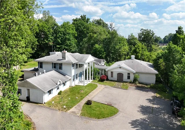 2nd image of 5347 Brightwood Rd, Bethel Park, PA 15102 | MLS# 1760057