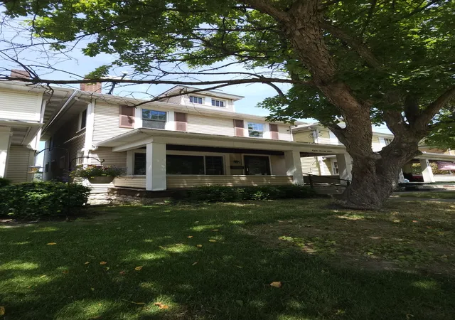 Homes for sale in Coraopolis, PA | 821 7th Ave, Coraopolis, PA 15108 | MLS# 1760065