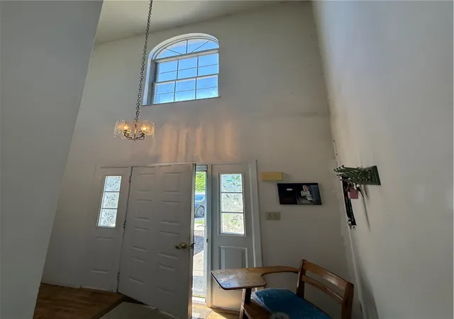 2nd image of 314 Canterbury Ct, Oakmont, PA 15139 | MLS# 1759552