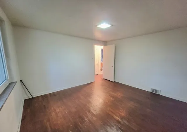 Listing Photo 2 - Condo for sale in building located at 1115 Woodbine St Unit #1113, Pittsburgh, PA 15201 - Unit #