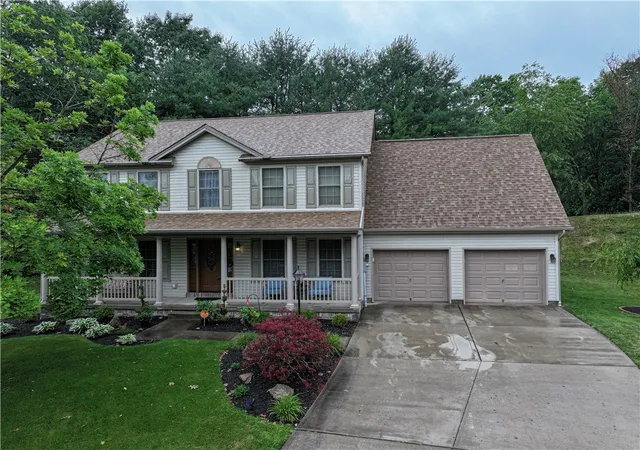 1st image of 417 Farrington Dr, Seven Fields Boro, PA 16046 | MLS# 1760075