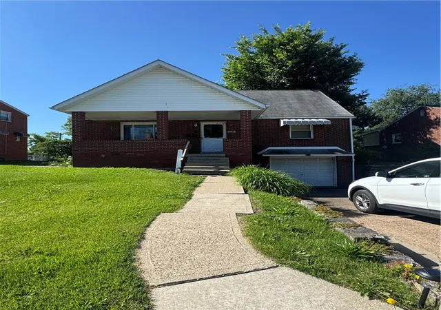 Homes for sale in Clairton, PA | 1128 Mckinley Dr, Clairton, PA 15025 | MLS# 1759972