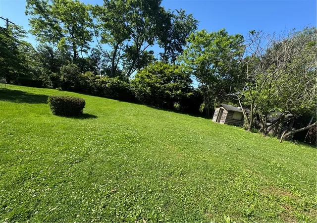 Homes for sale in Clairton, PA | 1128 Mckinley Dr, Clairton, PA 15025 | MLS# 1759972
