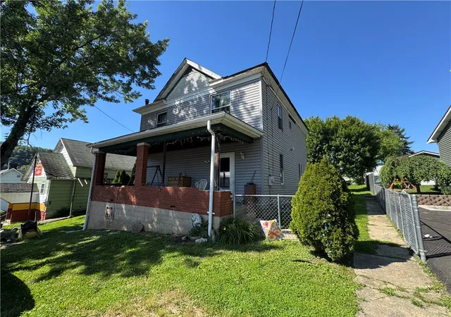 Homes for sale in Newell, PA | 409 Miller Rd, Newell, PA 15466 | MLS# 1760025