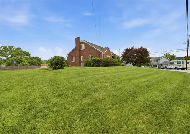 4th image of 600 Douglas Ave, Elizabeth Twp/boro, PA 15037 | MLS# 1759971
