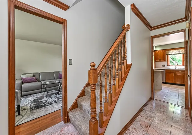 2nd image of 212 Whitehaven Dr, Gibsonia, PA 15044 | MLS# 1759421