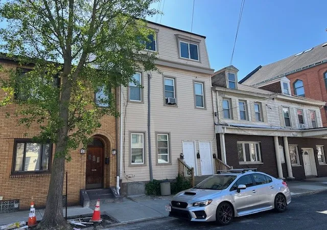 3rd image of 75 South 19th Street, South Side, PA 15203 | MLS# 1760202