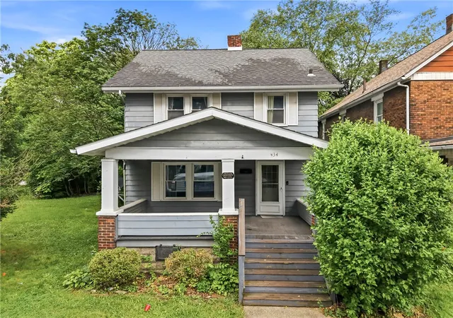 2nd image of 434 Cedar Ave, Sharon, PA 16146 | MLS# 1760215