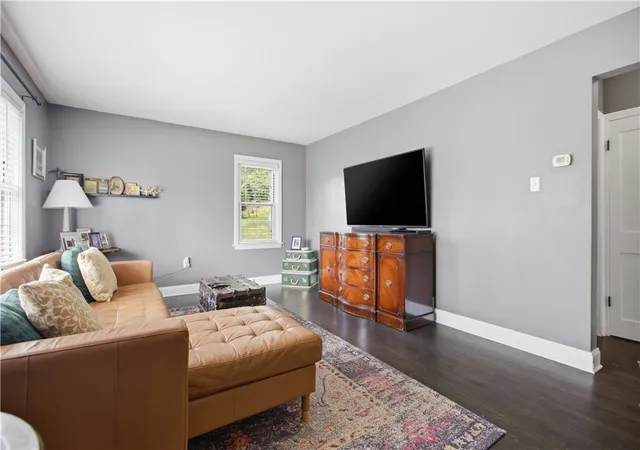 Homes for sale in Economy, PA | 1784 Woodside Dr, Economy, PA 15003 | MLS# 1760092