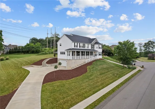2nd image of 603 Oak Tree Ct, Bridgeville, PA 15017 | MLS# 1759766